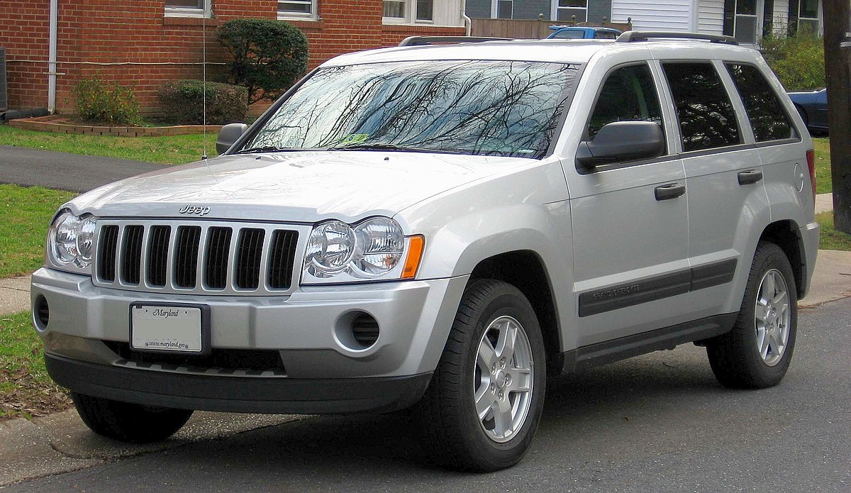 1200px-3rd-Jeep-Grand-Cherokee.jpg